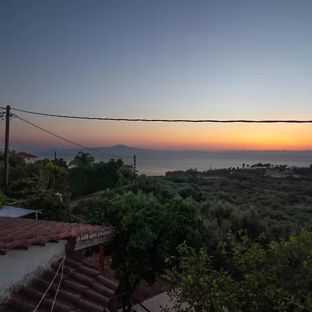 Christinas Lighthouse Σπίτι διακοπών Καλαμάτα